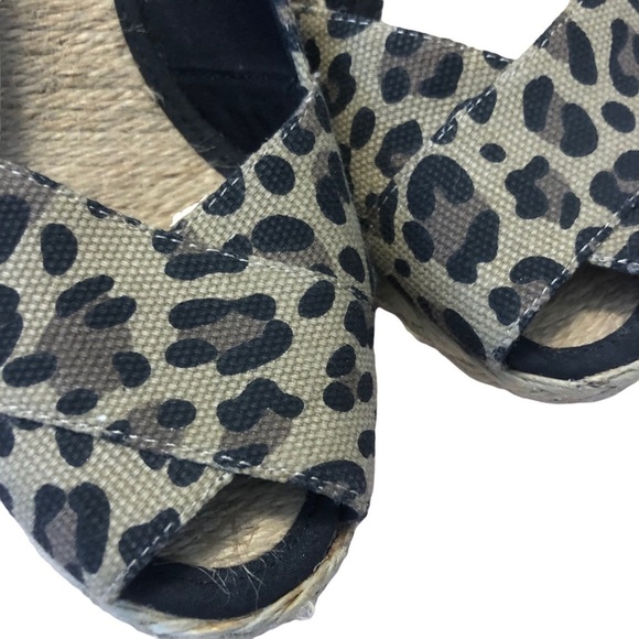 Lauren Ralph Lauren Cecilia Leopard Print Espadrille Style Wedge Sandal.Size 7.5 - Picture 4 of 8